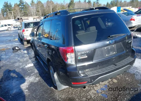 2010 Subaru Forester 2.5X Premium из США, поврежденный, VIN JF2SH6CC1AH905653